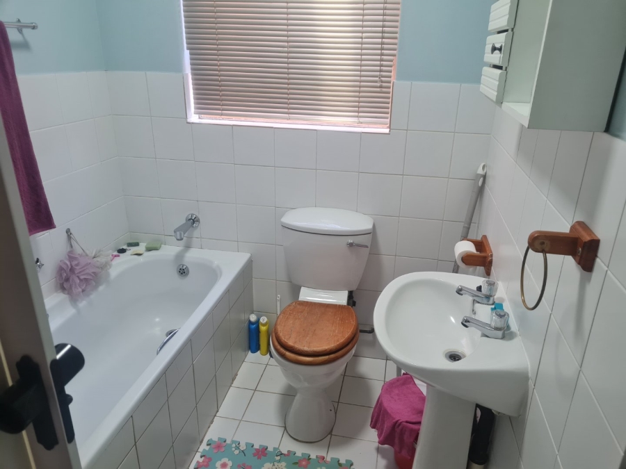 2 Bedroom Property for Sale in Hospitaalpark Free State